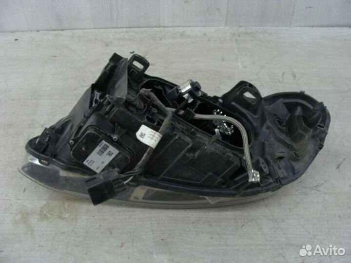 Фара правая Volvo XC60