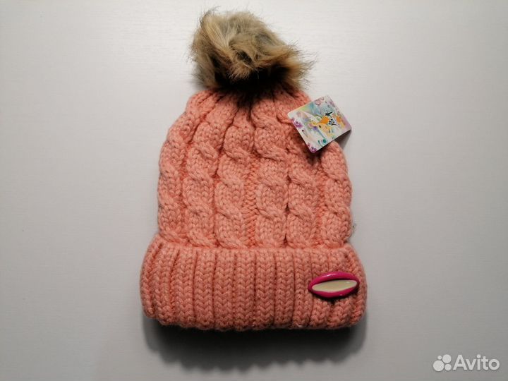 Шапка женская вязаная