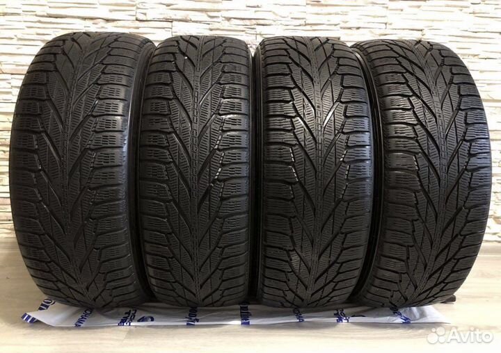Nokian Tyres Hakkapeliitta R2 SUV 225/60 R18 104R