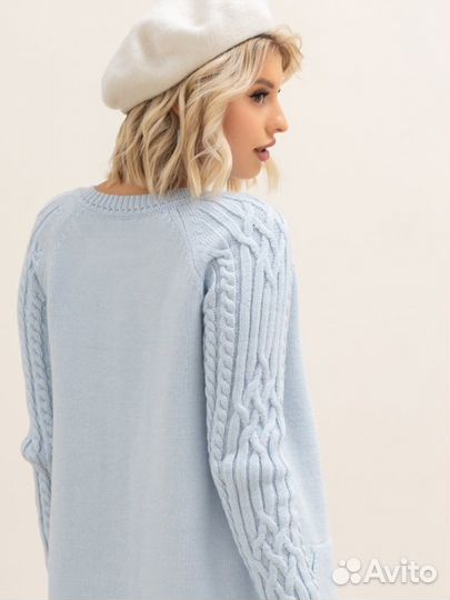 Новый красивый кардиган нежно голубого цвета