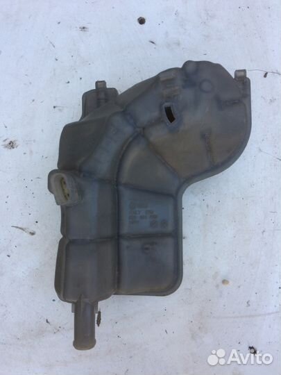 Бачок расширительный VAG