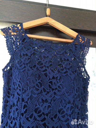 Платье праздничное