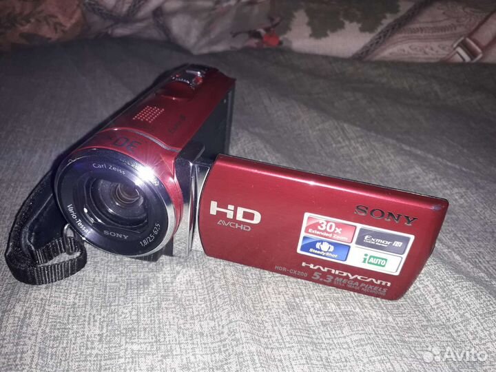 Камера Sony HDR-CX200E