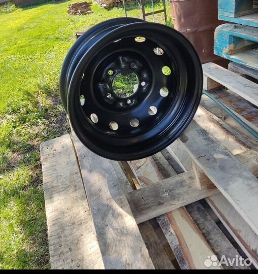 Продам диск на Ниву Новый 1 шт