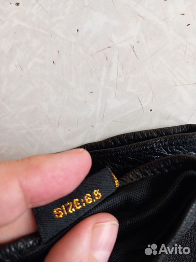 Перчатки женские кожаные новые 6,5