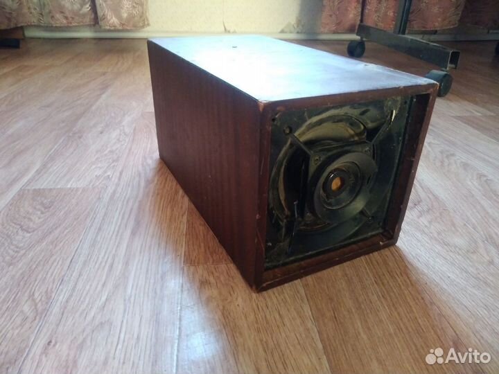 Музыкальная колонка