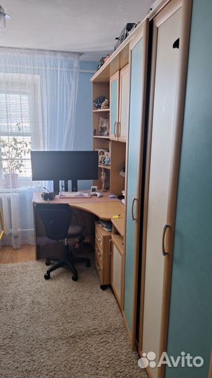 Шкаф распашной бу