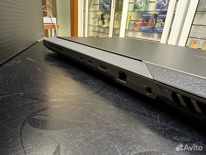 ROG Strix G713RW Ryzen 9/16gb DDR5/RTX3070Ti/ 1TB