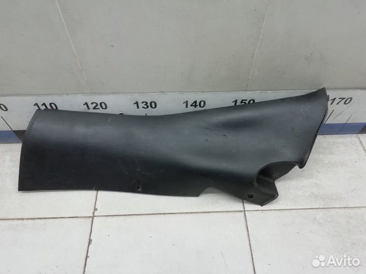 Обшивка стойки Focus I 1998-2004