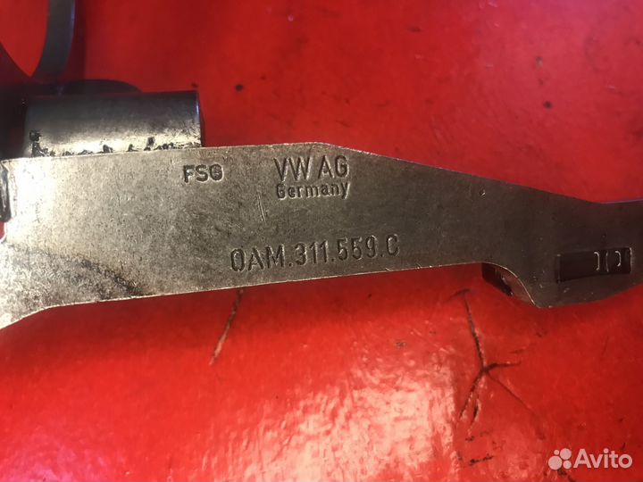 Вилка включения 2-4й передачи DSG 7 DQ200 1.4 caxa