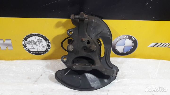 Кулак поворотный передний Mercedes