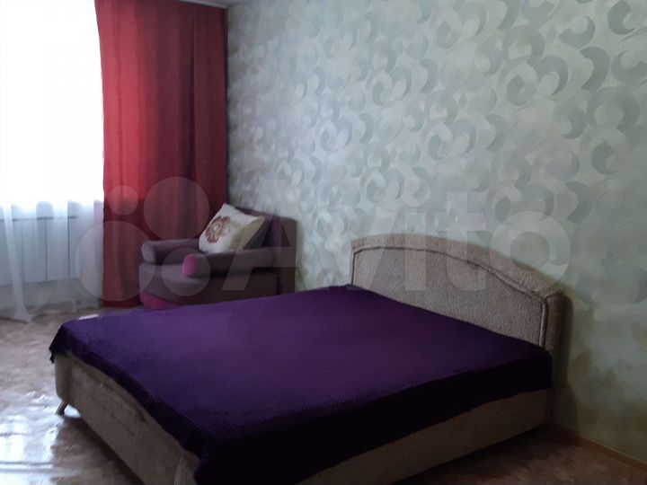 2-к. квартира, 60 м², 1/3 эт.