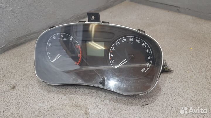 Щиток приборов для 1.2 BBM Skoda Fabia 2