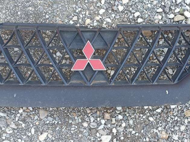 Решётка Mitsubishi