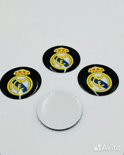 Наклейки на колёсные диски real madrid 65mm