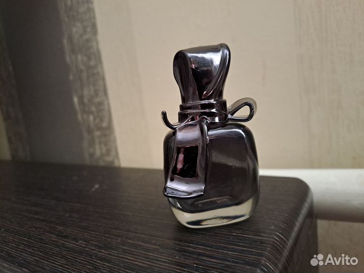 Флакон для духов (атомайзер) Nina Ricci