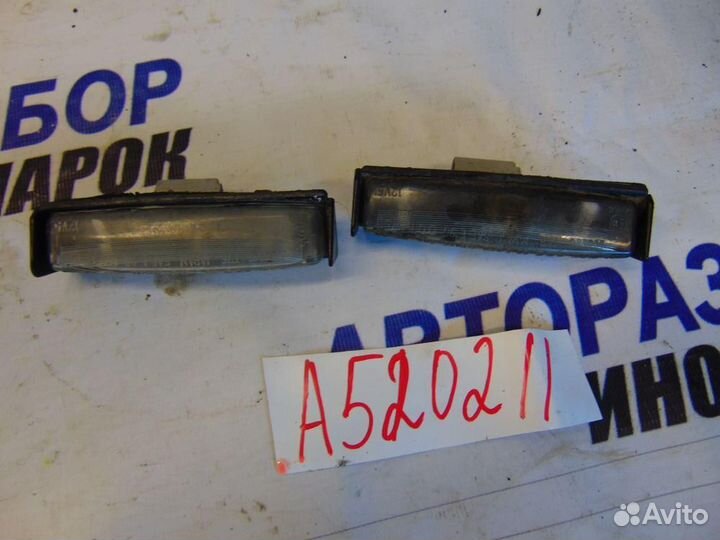 Фонарь подсветки номера для Toyota Prius 1 1997-2