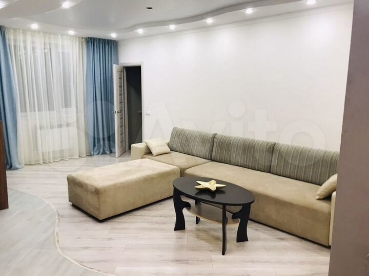 2-к. квартира, 63 м², 17/17 эт.