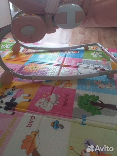 Шезлонг детский babyton