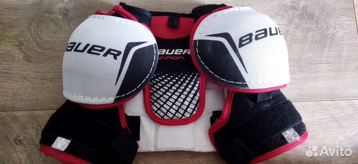 Нагрудник хоккейный bauer