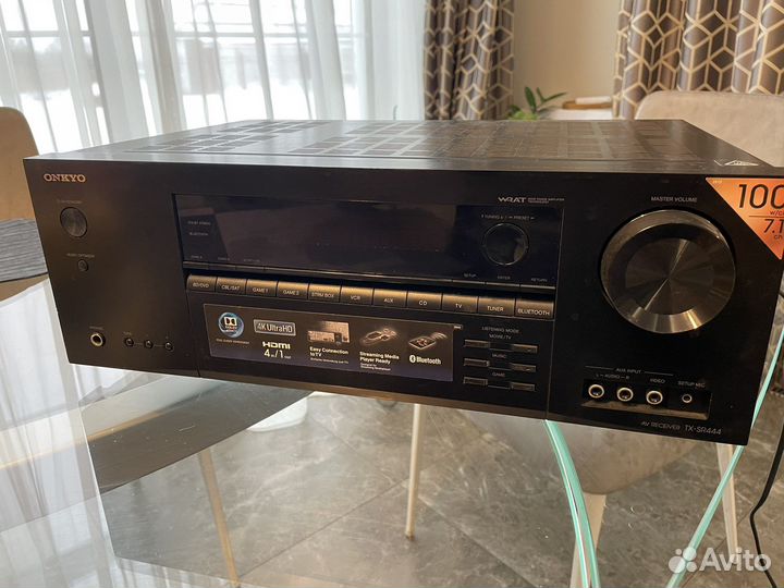 Ресивер Onkyo