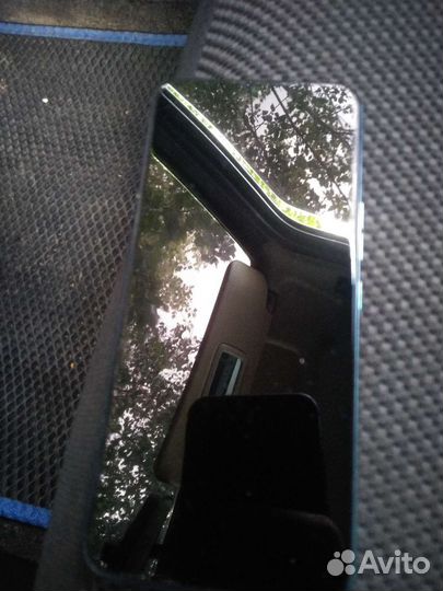 Телефон techno spark 8c