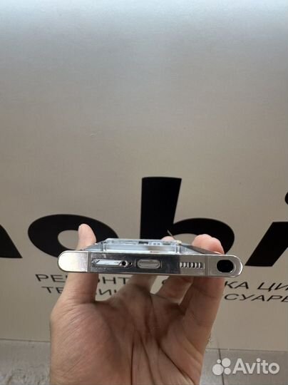 Дисплей на samsung s22 ultra новый