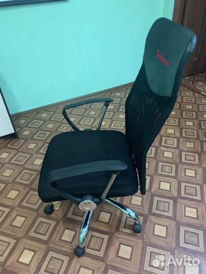 Компьютерное кресло
