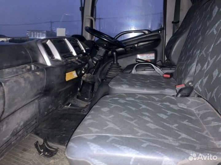 Бортовой грузовик Hino Ranger с КМУ Tadano, 2012