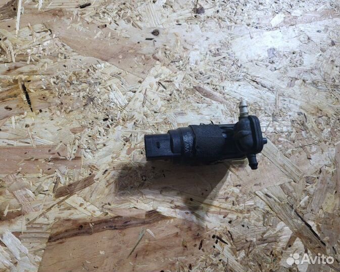 Насос омывателя фар Audi Q5 I 8R cdnc 2009