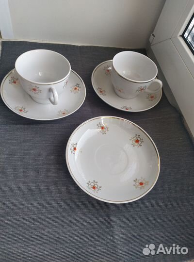 Винтажные чайные пары и кружки