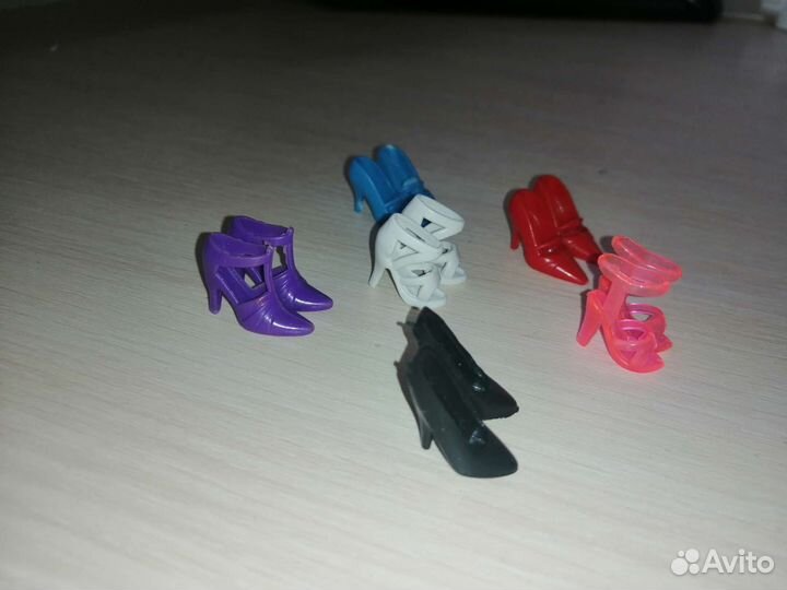 Обувь для куклы Барби