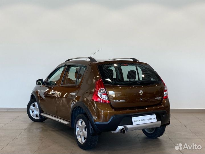 Renault Sandero Stepway 1.6 AT, 2013, 155 000 км