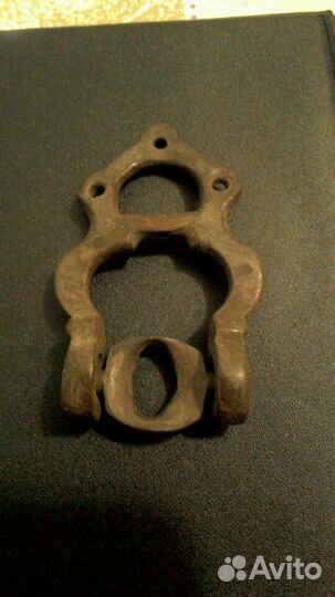 Навес от старинного сундука