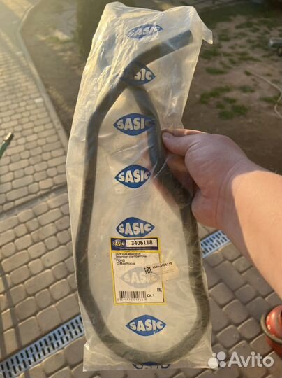 Патрубок радиатора Ford C-max