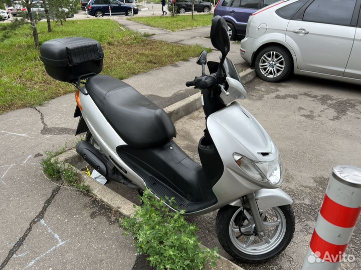 Продам скутер Suzuki Adress 110