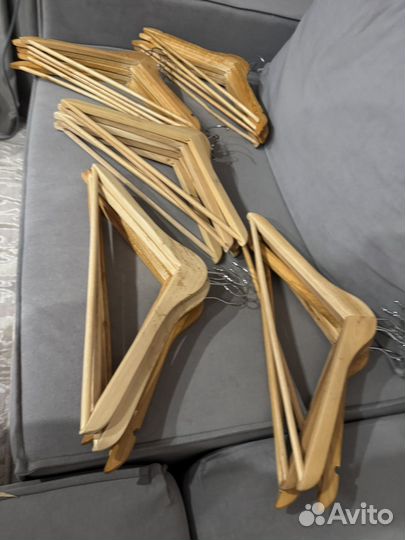 Плечики деревянные