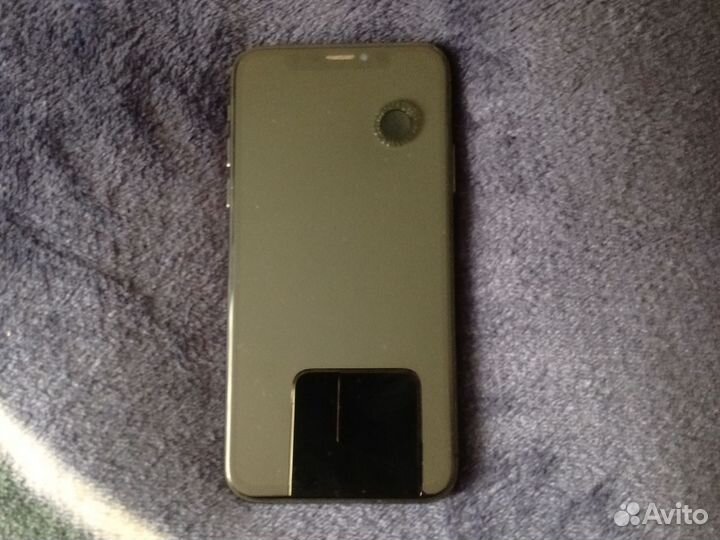 iPhone X, 64 ГБ