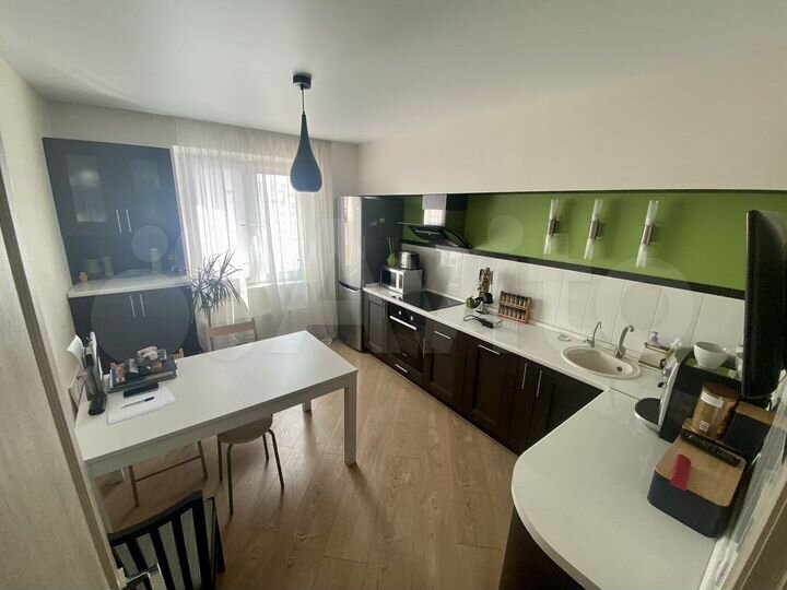 2-к. квартира, 60,1 м², 17/17 эт.