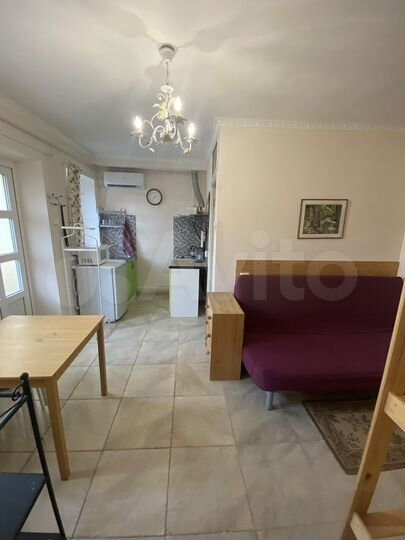 2-к. квартира, 42 м², 1/2 эт.