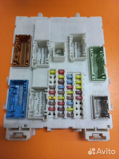 Блок предохранителей салонный Ford Focus 3