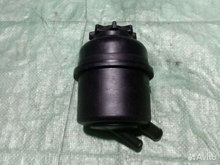 Бачок гидроусилителя Opel Vectra A седан 2.0I 1992