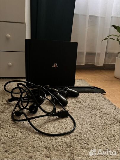 Sony playstation 4 pro 1tb