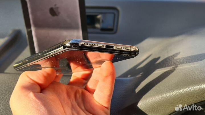 iPhone 11 Pro, 64 ГБ
