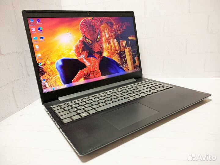 Ноутбук Lenovo Athlon/8Gb/FullHD/SSD