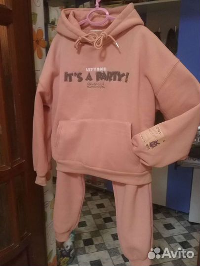 Костюм спортивный