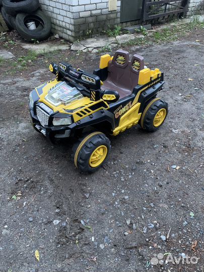 Детский электромобиль с пультом