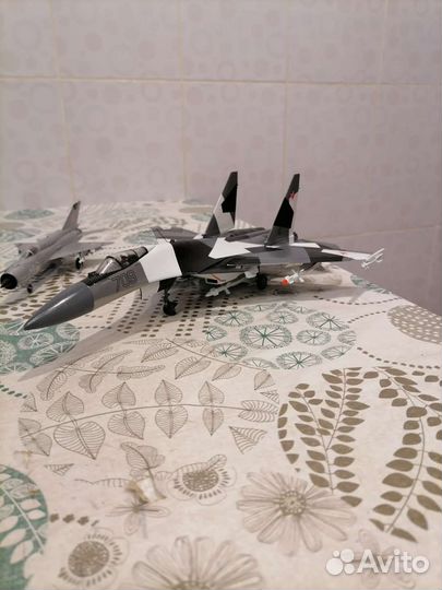 Модели самолетов миг-31, Су-35 и миг-21