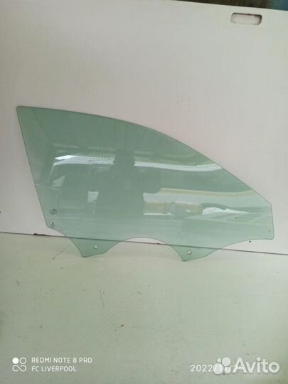 Стекло переднее правое Audi A3