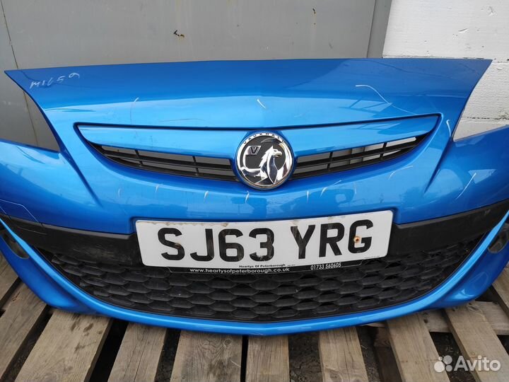 Бампер передний на Opel Astra J OPC